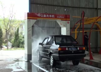 大巴洗车机洗车是如何进行的？